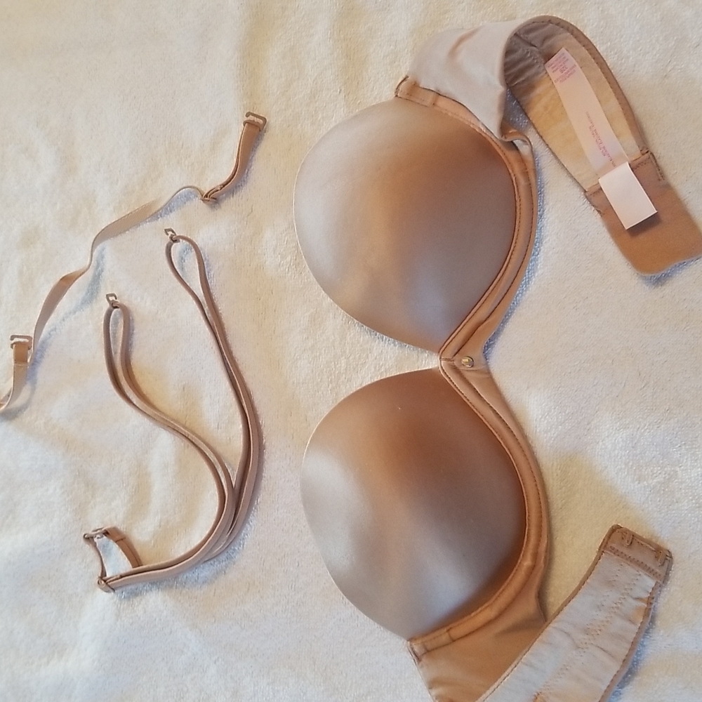 Victoria's secret strapless convertible bra 32B